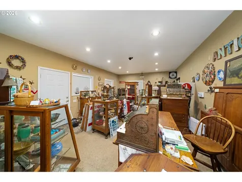 5750 Holly Avenue Cloverdale OR 97112