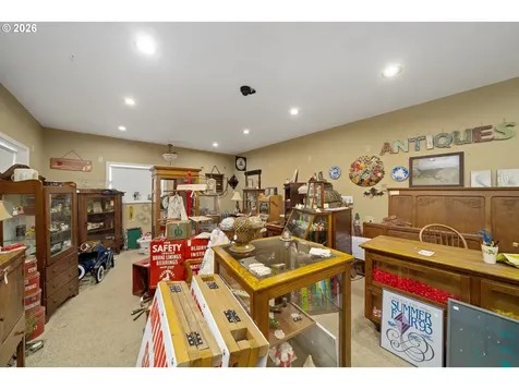 5750 Holly Avenue Cloverdale OR 97112