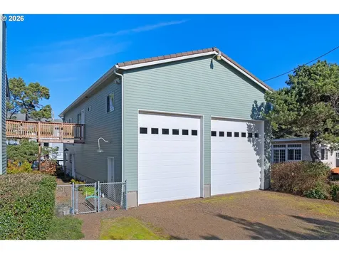 5750 Holly Avenue Cloverdale OR 97112