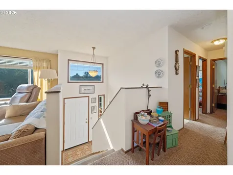 5750 Holly Avenue Cloverdale OR 97112