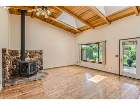 17708 SW Meadowbrook Way Beaverton OR 97078