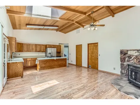 17708 SW Meadowbrook Way Beaverton OR 97078