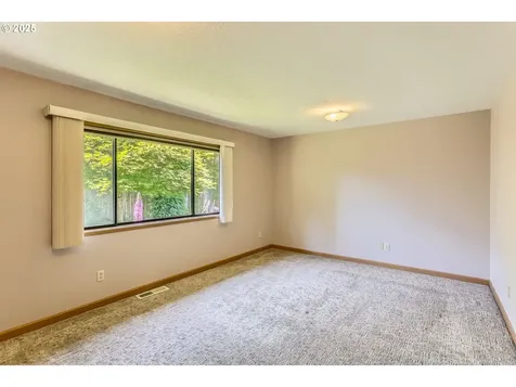 17708 SW Meadowbrook Way Beaverton OR 97078