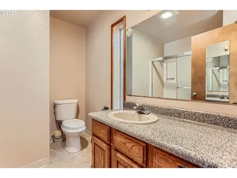17708 SW Meadowbrook Way Beaverton OR 97078