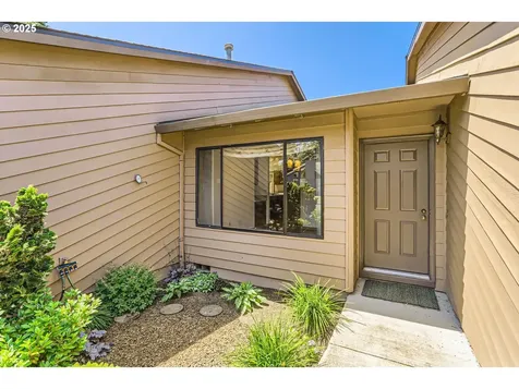 17708 SW Meadowbrook Way Beaverton OR 97078