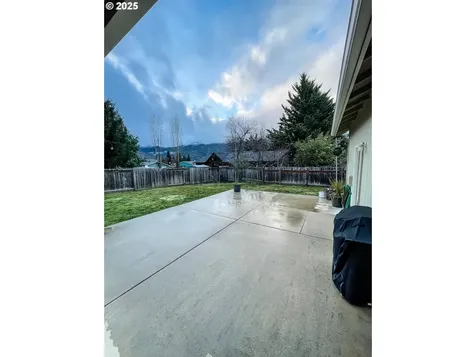 222 Arrow Way Myrtle Creek OR 97457