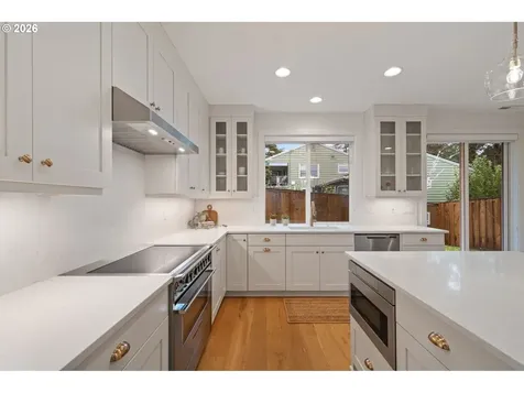 1751 NW Larkin Terrace Portland OR 97229