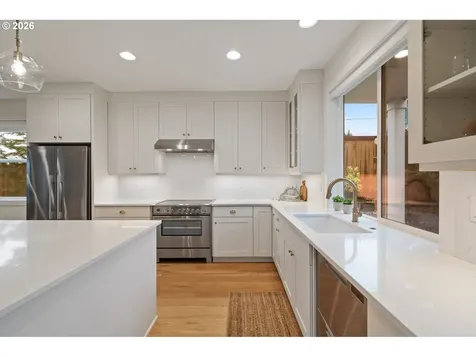 1751 NW Larkin Terrace Portland OR 97229