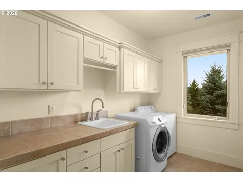 3246 NW Chapin Drive Portland OR 97229