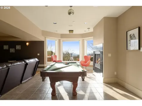 3246 NW Chapin Drive Portland OR 97229