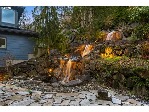 3246 NW Chapin Drive Portland OR 97229