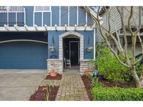 2351 NW Byrne Terrace Portland OR 97229