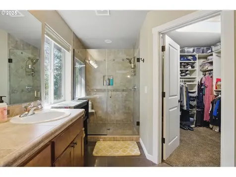 2351 NW Byrne Terrace Portland OR 97229