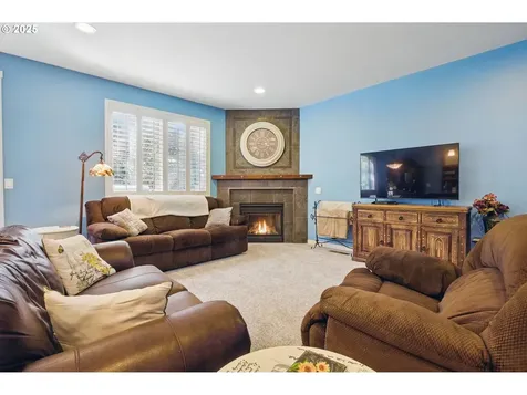 2351 NW Byrne Terrace Portland OR 97229