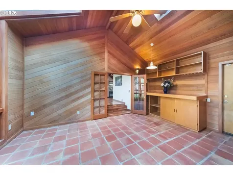 2235 SW Marigold Street Portland OR 97219