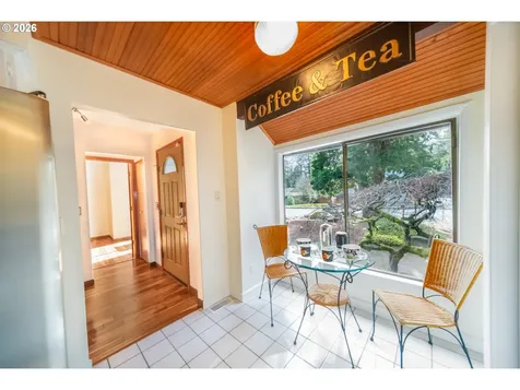 2235 SW Marigold Street Portland OR 97219