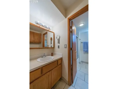 2235 SW Marigold Street Portland OR 97219