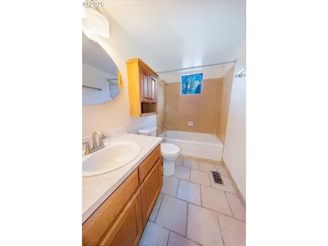 2235 SW Marigold Street Portland OR 97219