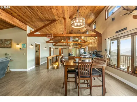 599 Horizon Lane Myrtle Creek OR 97457