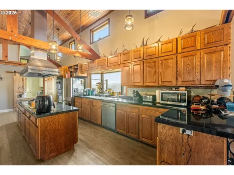 599 Horizon Lane Myrtle Creek OR 97457