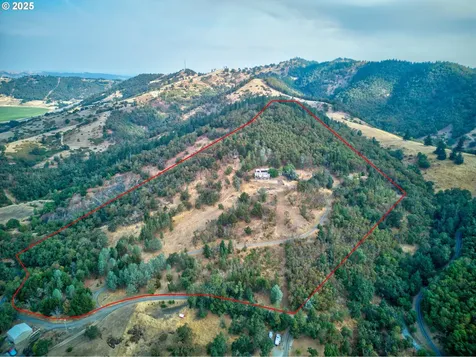 599 Horizon Lane Myrtle Creek OR 97457