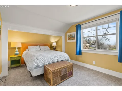 514 Norway Street Silverton OR 97381