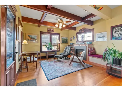 514 Norway Street Silverton OR 97381