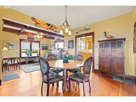 514 Norway Street Silverton OR 97381