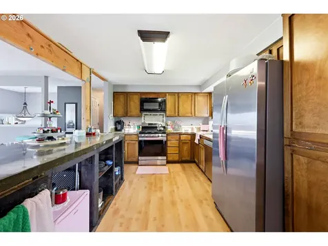 920 SW Cherry Park Road Troutdale OR 97060
