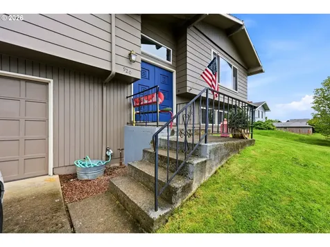 920 SW Cherry Park Road Troutdale OR 97060