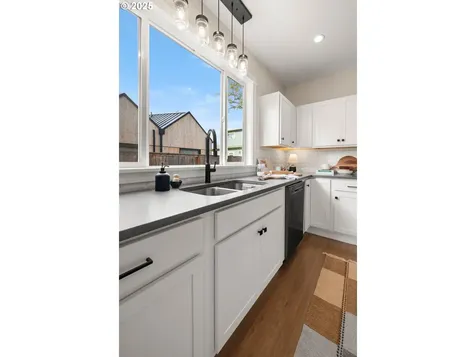 7217 N Catlin Avenue Portland OR 97203