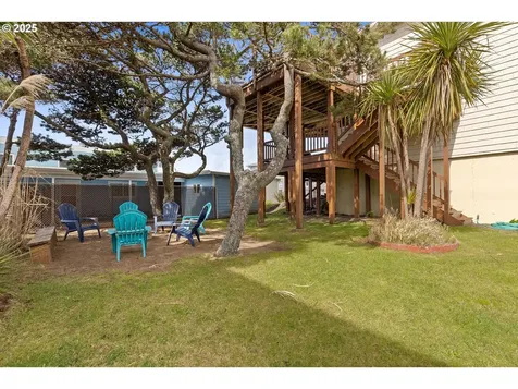 5203 NW Keel Avenue Lincoln City OR 97367
