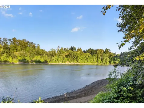32020 SW Peach Cove Road West Linn OR 97068