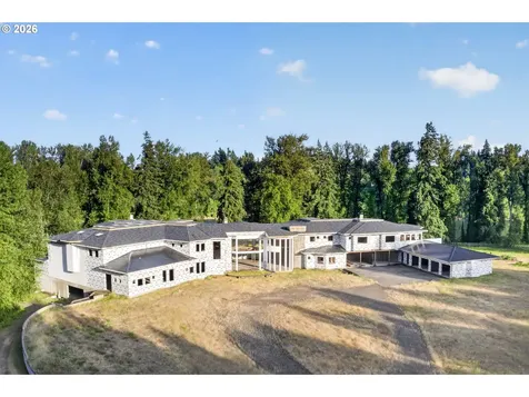 32020 SW Peach Cove Road West Linn OR 97068