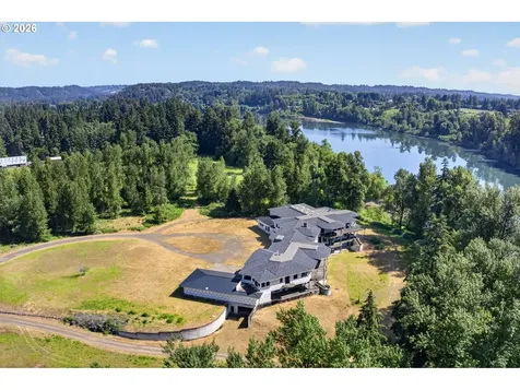 32020 SW Peach Cove Road West Linn OR 97068