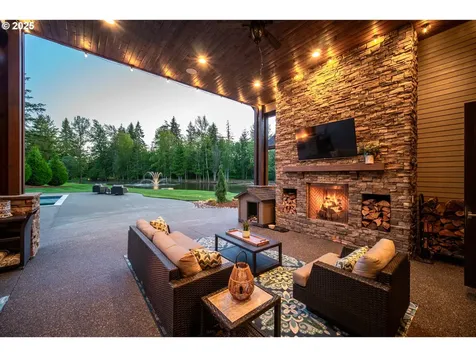 22100 NE 41st Court Ridgefield WA 98642