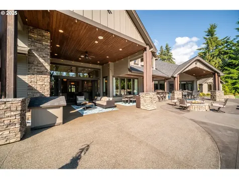 22100 NE 41st Court Ridgefield WA 98642
