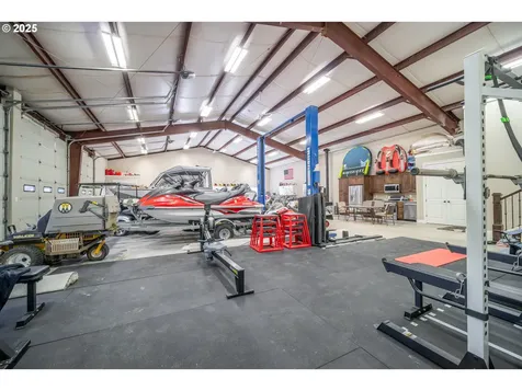 22100 NE 41st Court Ridgefield WA 98642