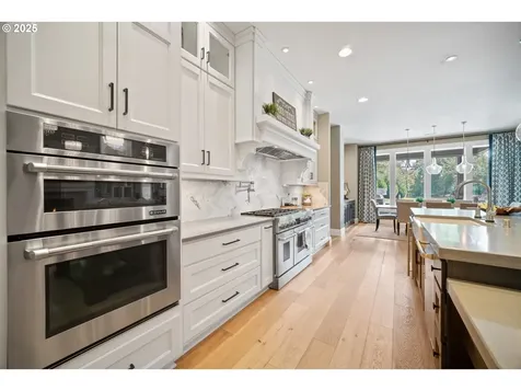 22100 NE 41st Court Ridgefield WA 98642