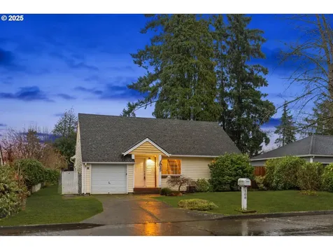 108 NE Whitney Street Camas WA 98607