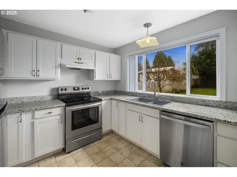 108 NE Whitney Street Camas WA 98607