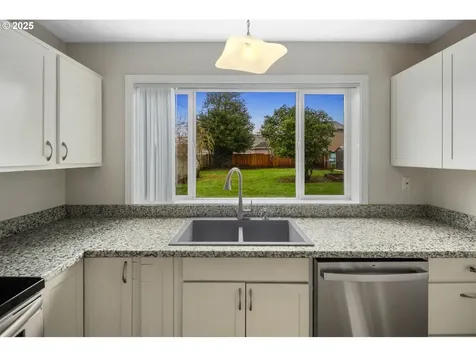 108 NE Whitney Street Camas WA 98607