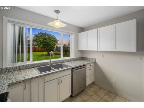 108 NE Whitney Street Camas WA 98607