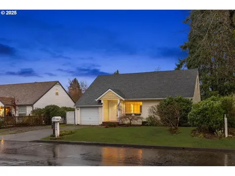 108 NE Whitney Street Camas WA 98607