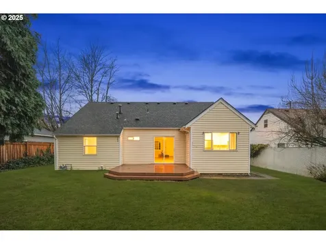 108 NE Whitney Street Camas WA 98607