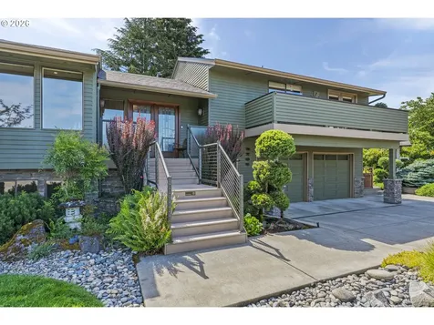 6705 NW Dogwood Drive Vancouver WA 98663
