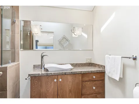 6705 NW Dogwood Drive Vancouver WA 98663