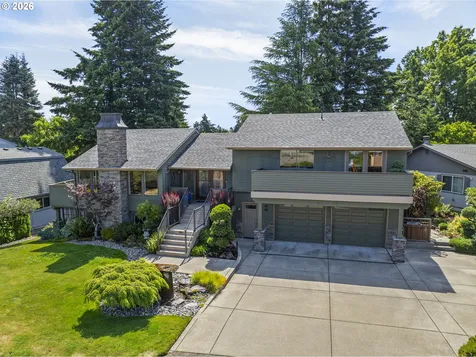 6705 NW Dogwood Drive Vancouver WA 98663