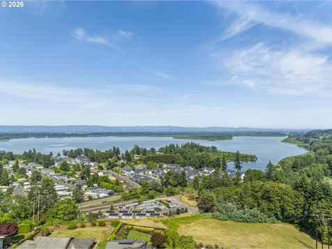6705 NW Dogwood Drive Vancouver WA 98663