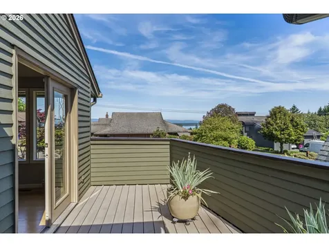 6705 NW Dogwood Drive Vancouver WA 98663